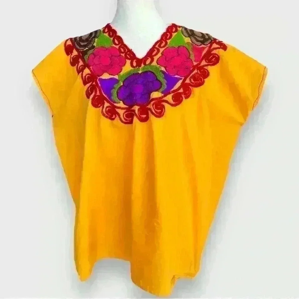 Handmade embroidered artisan Mexican blouse Size L (see measurements)
